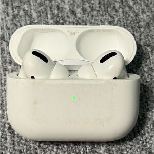 Apple AirPod PRO (Read Description) - Budget Friendly